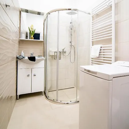 Free Parking! Linden Apartment, Ac, Smart Tv, Wifi Apartment
